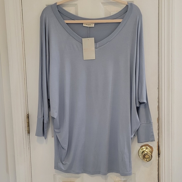 eesome NWT Dolman Sleeve Top Large - Picture 8 of 8